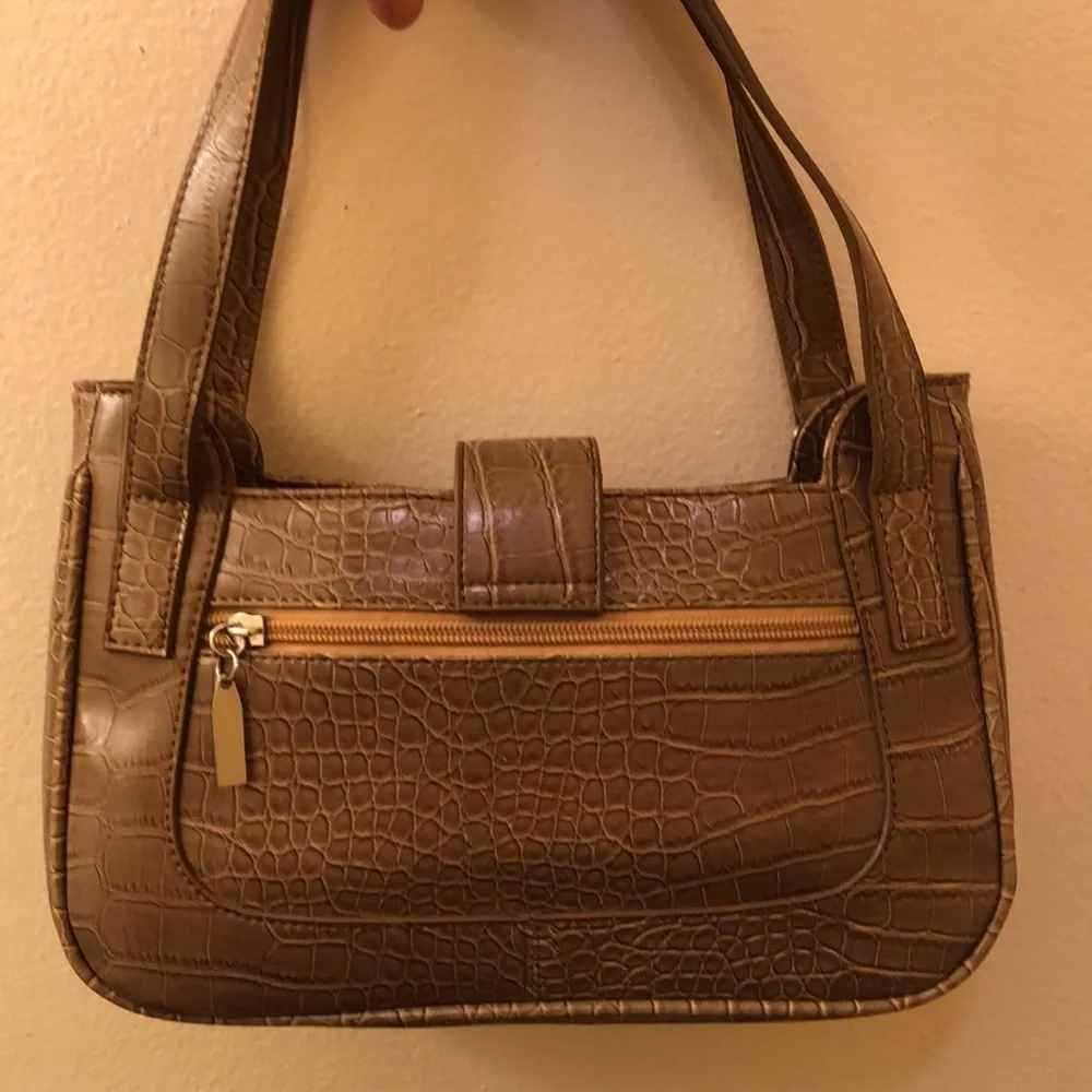 Crocodile-Embossed beautiful Faux leather shoulder Bag